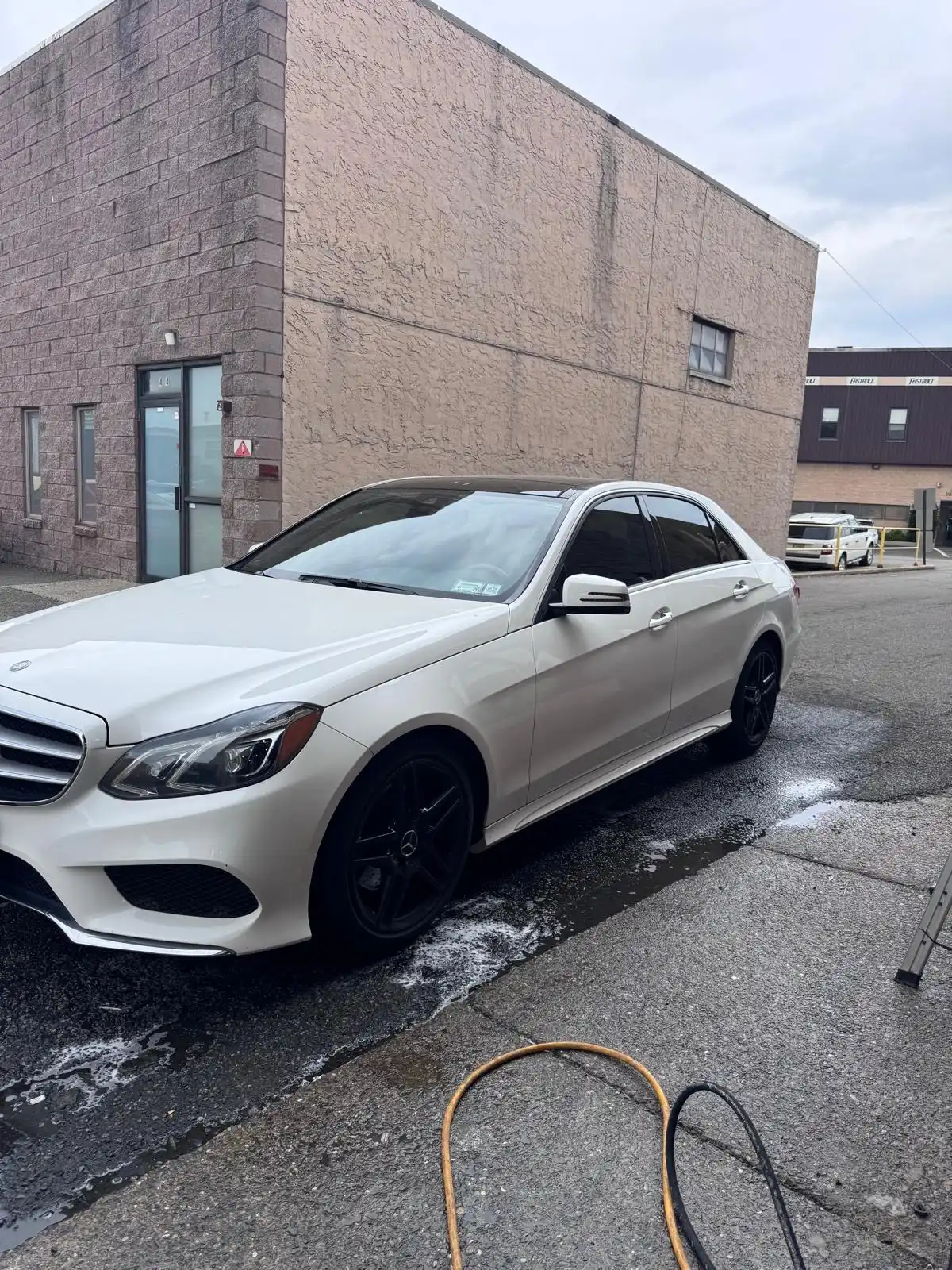Mobile auto detailing work in New York 23