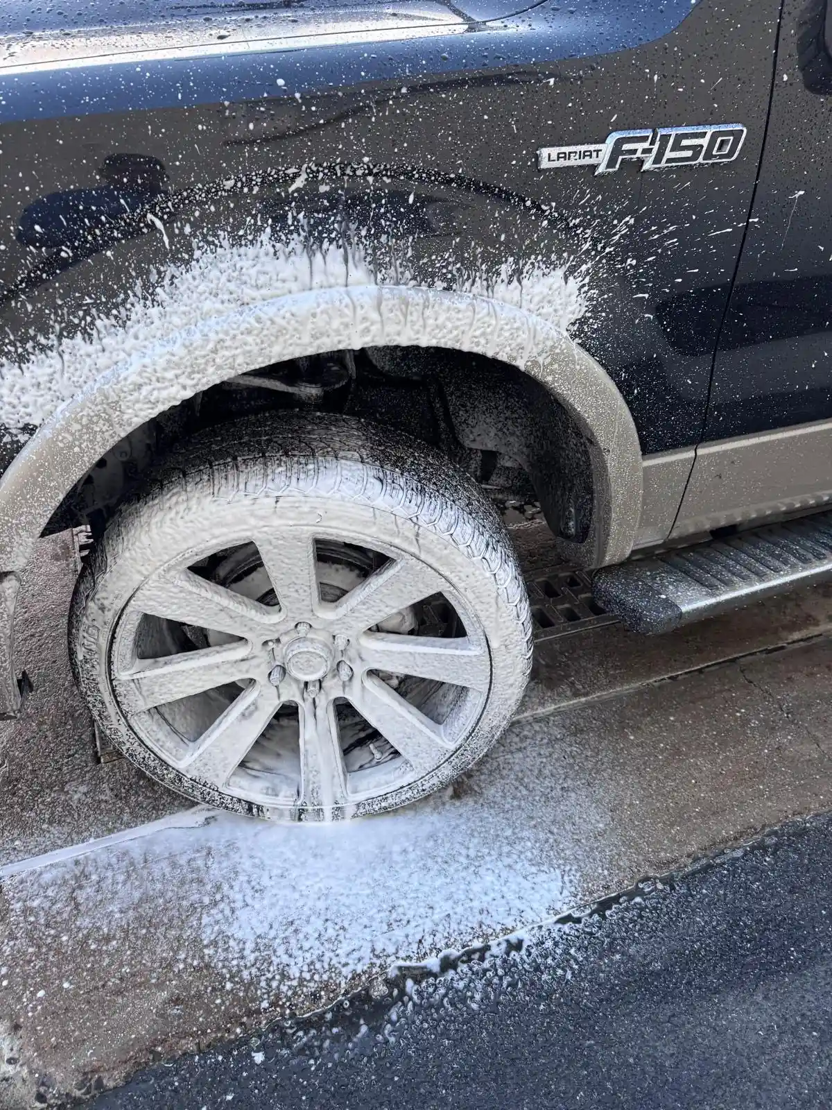 Mobile auto detailing work in New York 25
