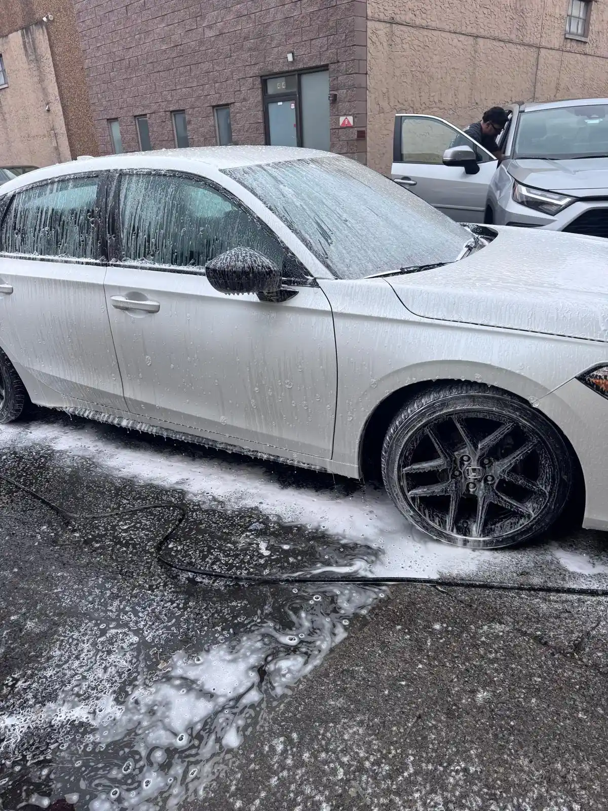 Mobile auto detailing work in New York 47