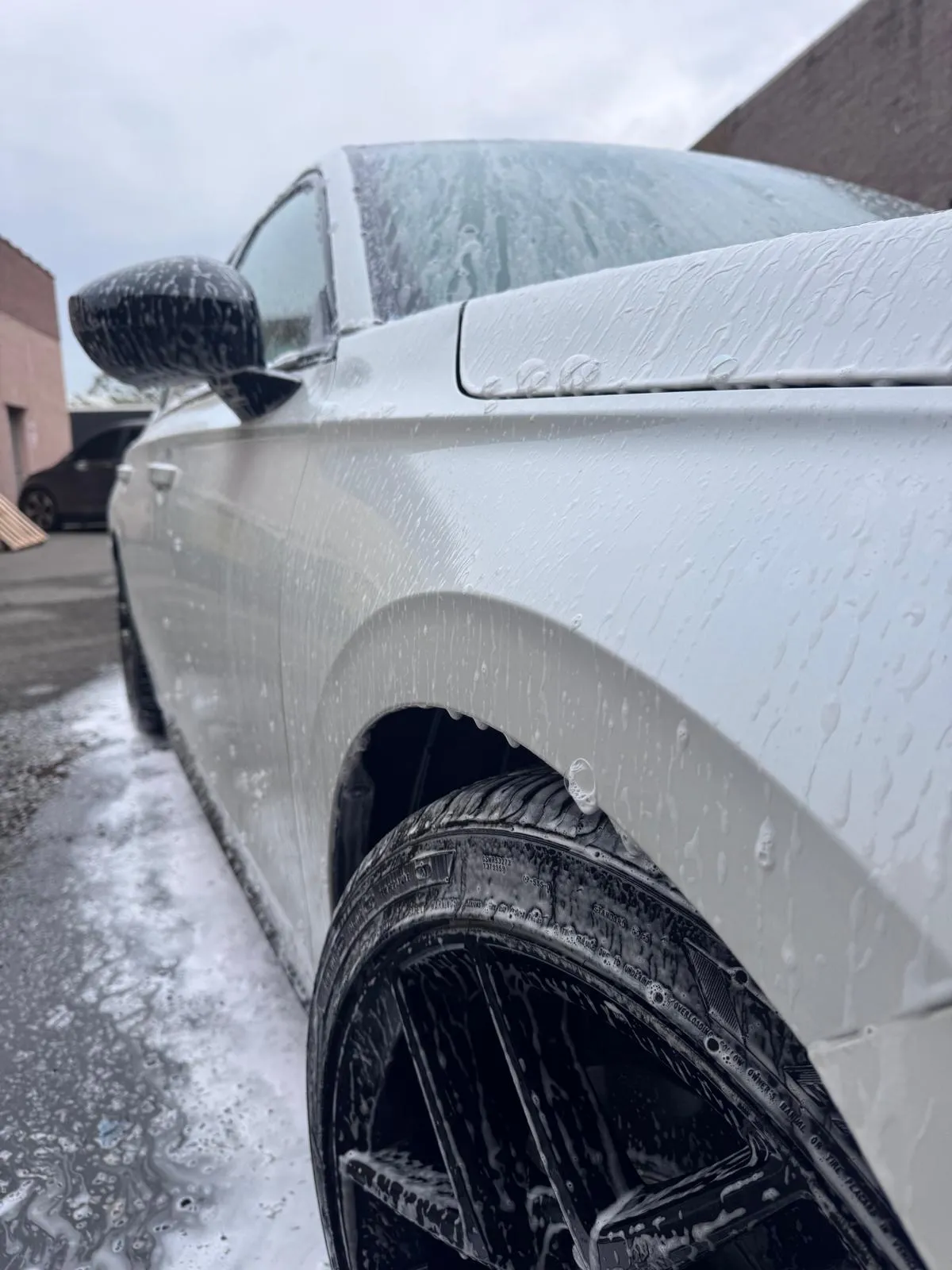Mobile auto detailing work in New York 48