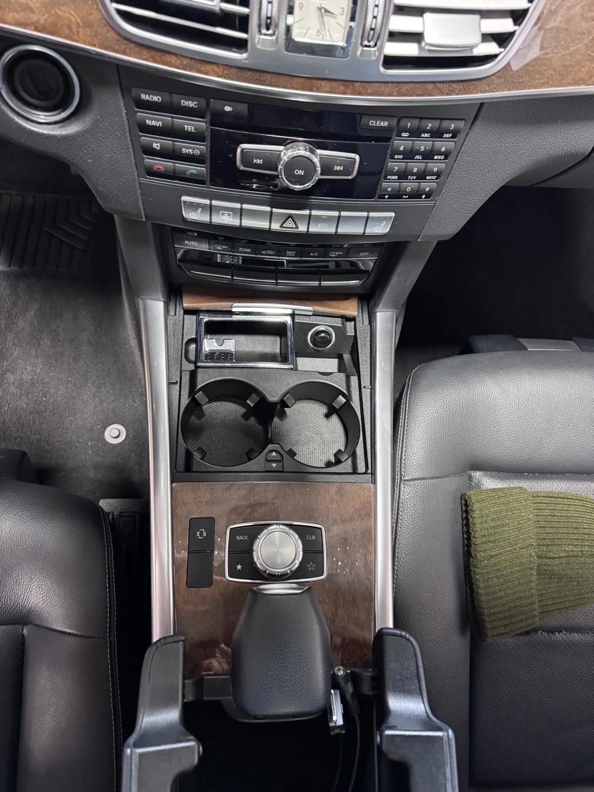 Mobile auto detailing work in New York 71