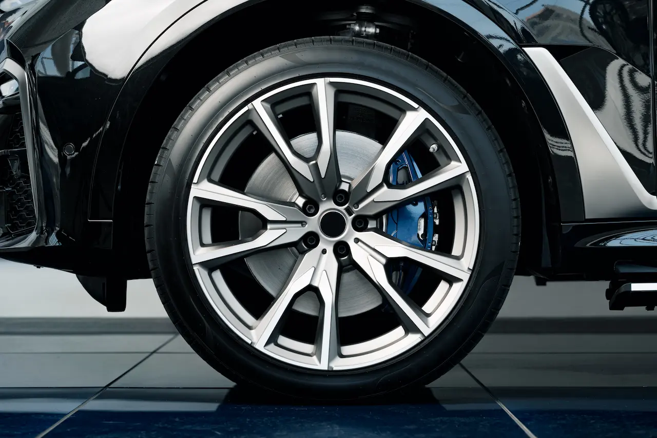 Wheels and tires detailing New York